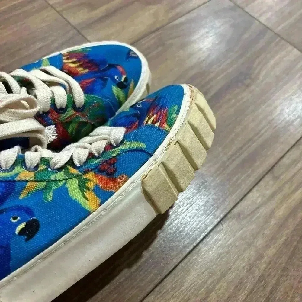 Farm Rio Printed‎ Sneakers 7.5